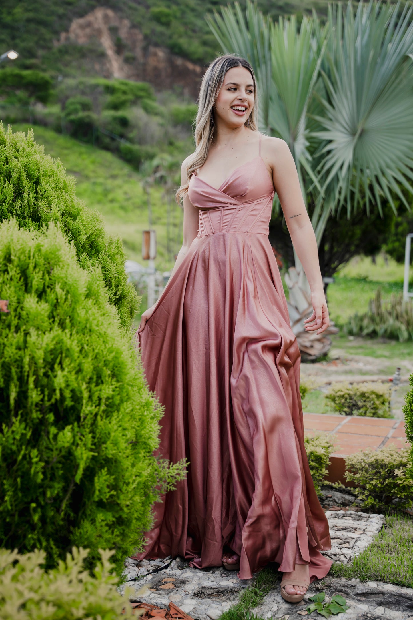 VESTIDO LARGO