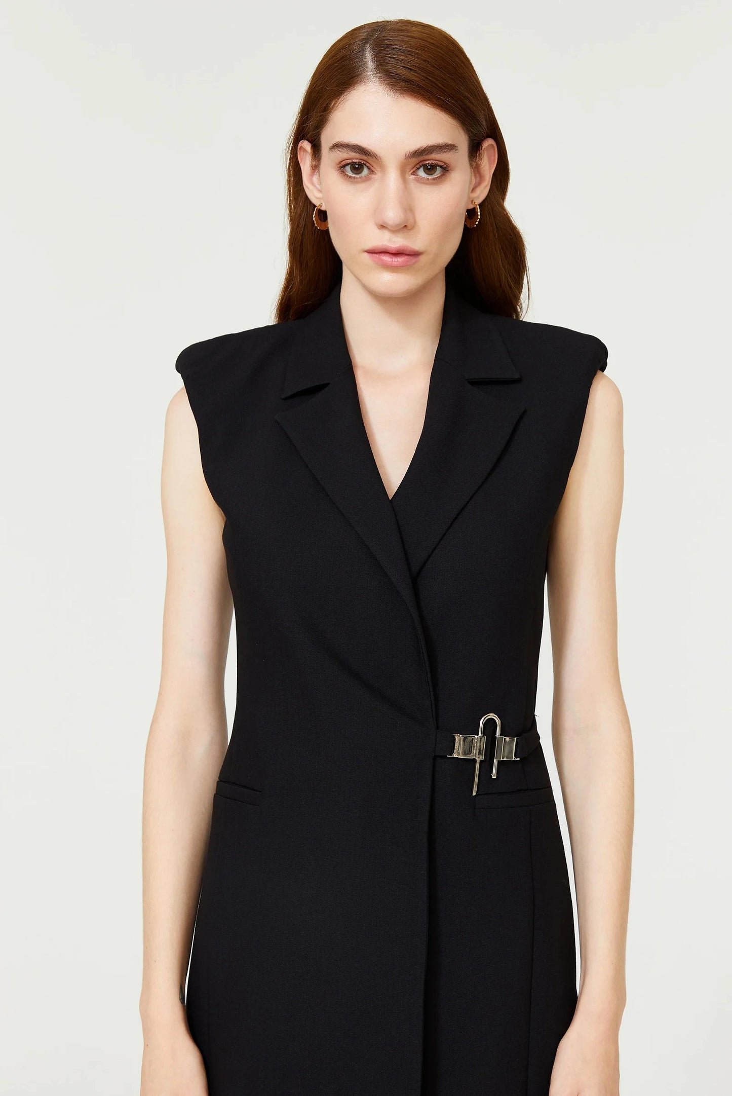 VESTIDO CORTO